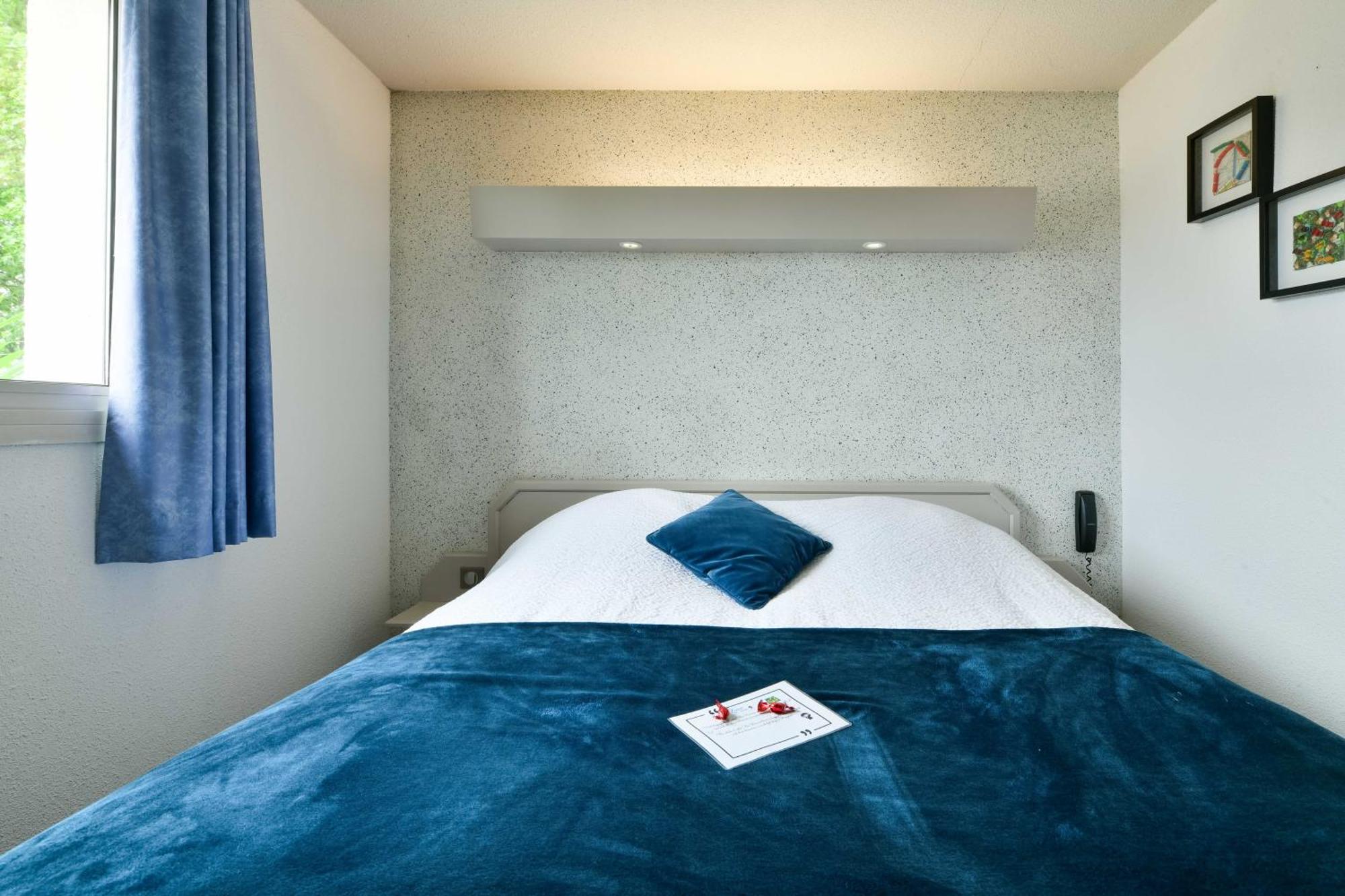 Logis Hotel & Restaurant Ludik Bergerac Bagian luar foto