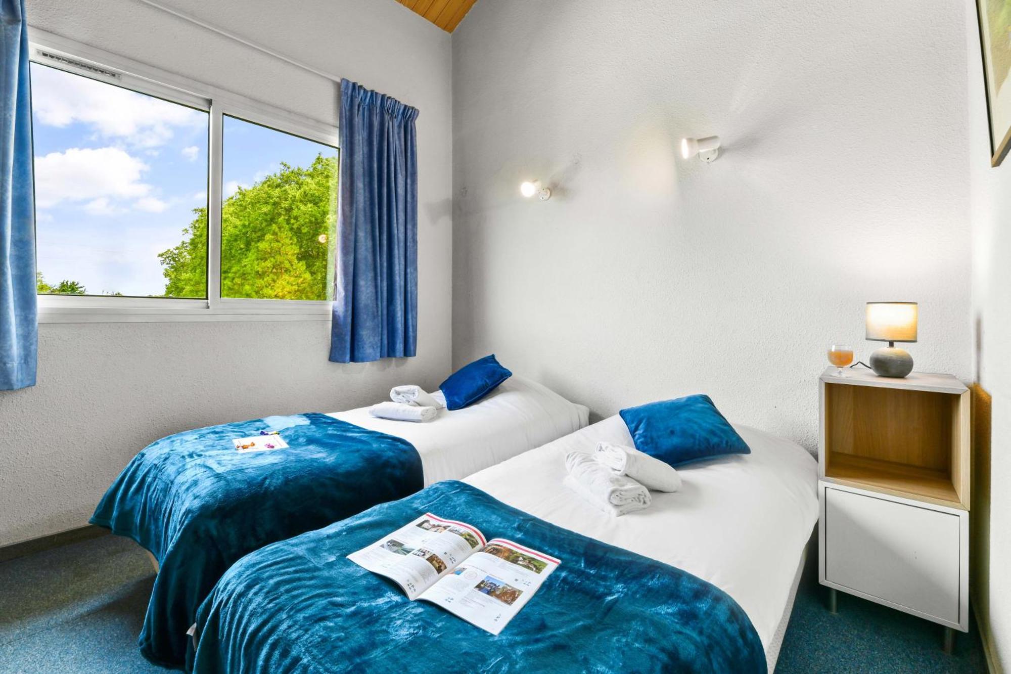 Logis Hotel & Restaurant Ludik Bergerac Bagian luar foto