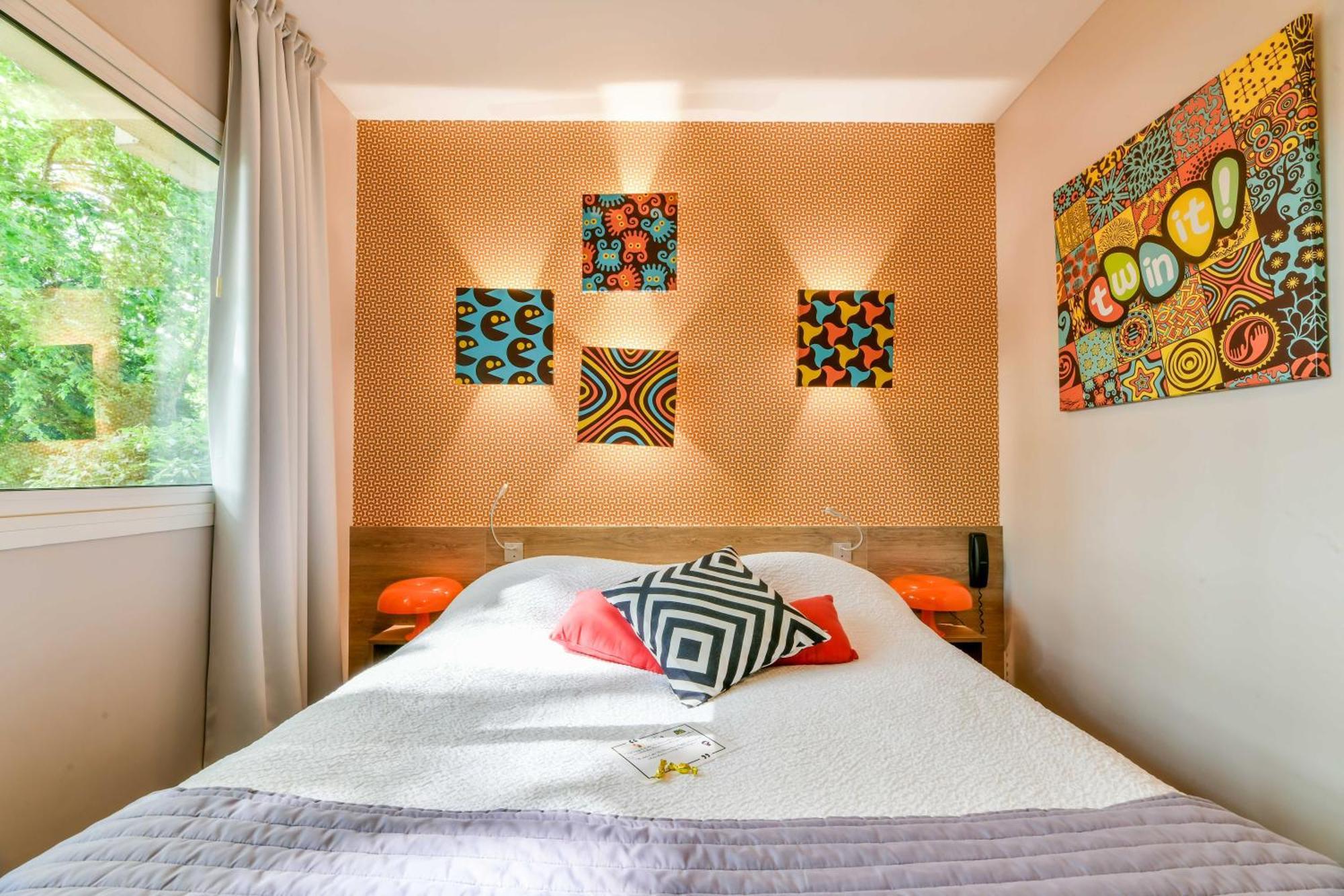 Logis Hotel & Restaurant Ludik Bergerac Bagian luar foto